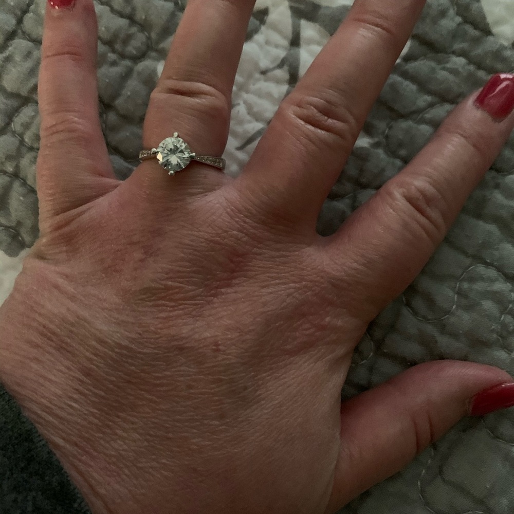 Beautiful .925 CZ Solitaire Engagement Ring